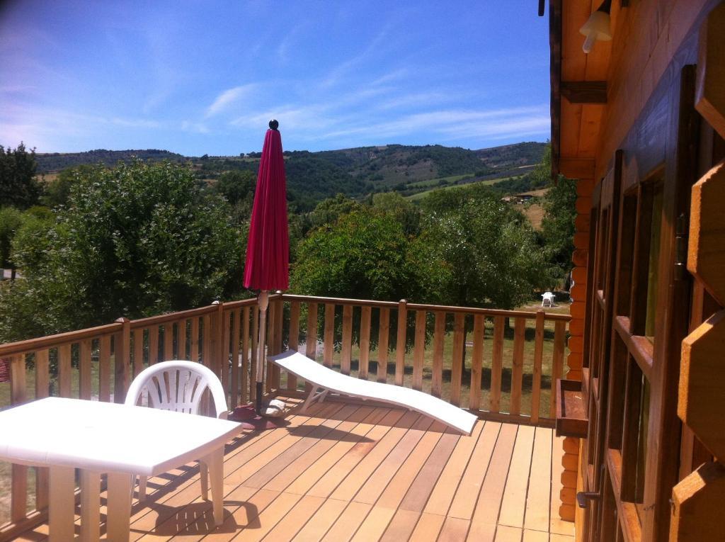 Moulin De La Roque Hotel Althen-des-Paluds Quarto foto